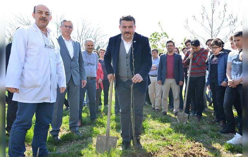 NİF´te Orman Haftası ve Ağaç Dikme Bayramı (21-26 Mart) etkinlikleri gerçekleştirildi.