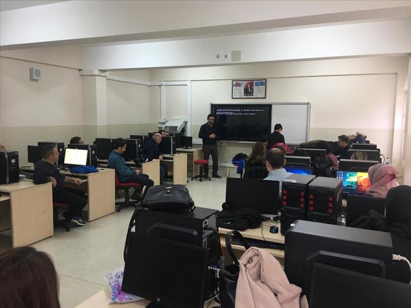 Nilüfer İlçesi BTR Öğretmenleri Pardus Bilgilendirme Toplantısı