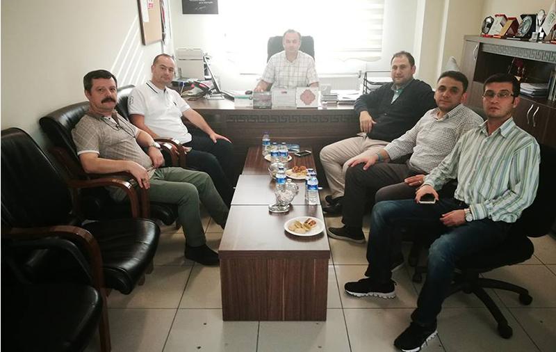 Bursagaz Tahsilat Sefi Mustafa Çil ve Müşteri İlişkiler Birim Yöneticisi Şafak İşitemiz  İl Enerji Yönetim Birimine ziyarette bulundular. 