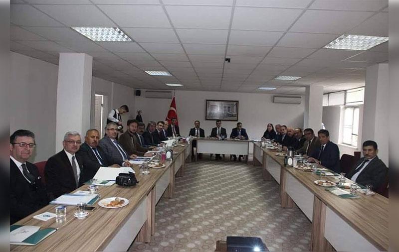 Bursa İl Millî Eğitim Müdürü Sayın Sabahattin DÜLGER Başkanlığında Muradiye MTAL'de İlçe Milli Eğitim Müdürleri toplantısı gerçekleştirildi.